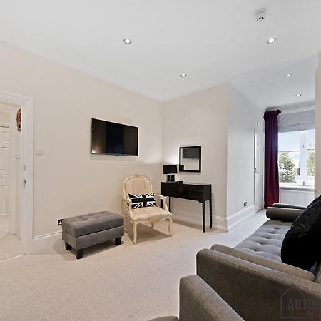 Beautiful 2 King Size Beds 2 Bath- Sleeps 5 In Earls Court Apartment London Bagian luar foto