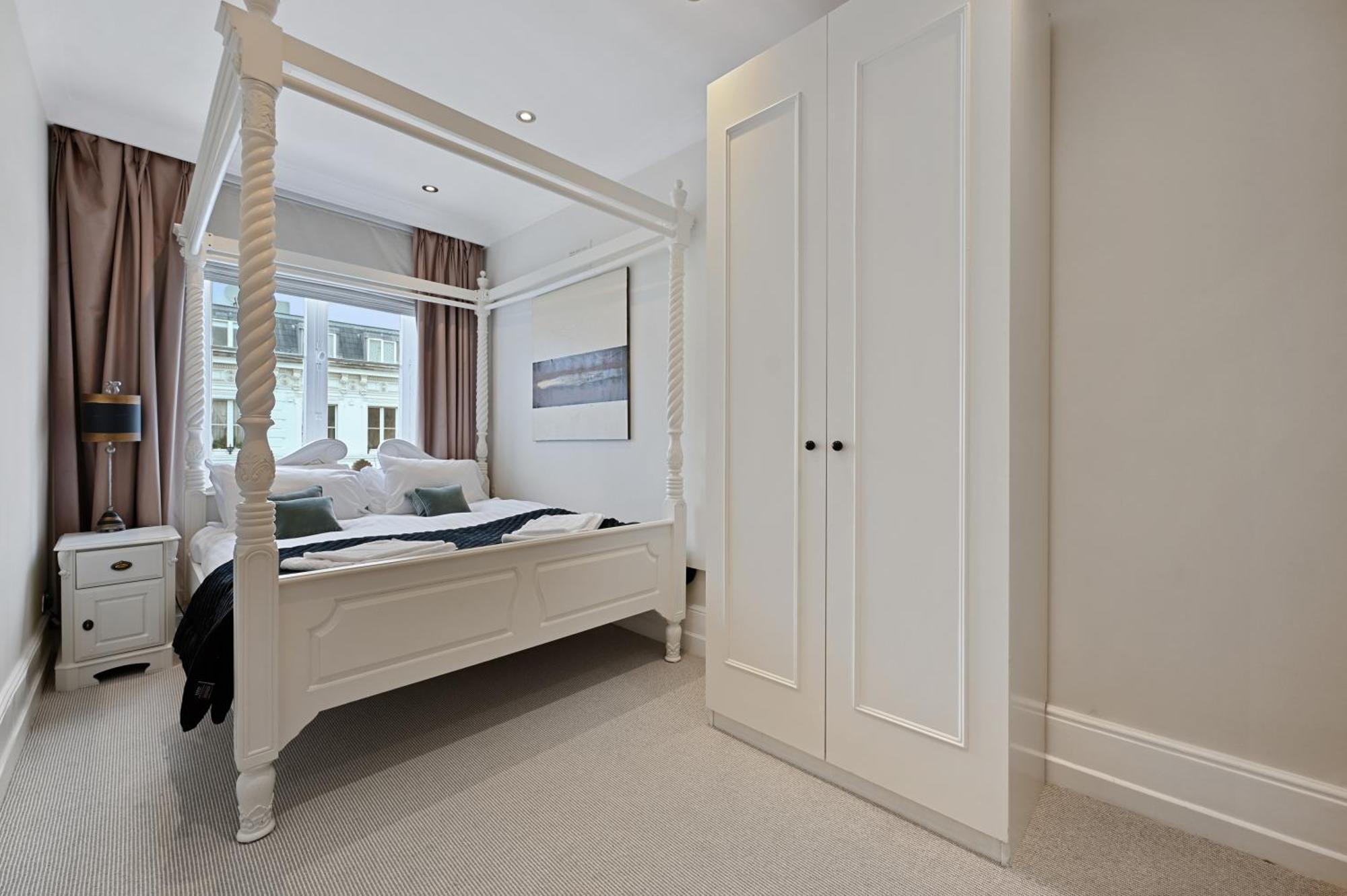 Beautiful 2 King Size Beds 2 Bath- Sleeps 5 In Earls Court Apartment London Bagian luar foto