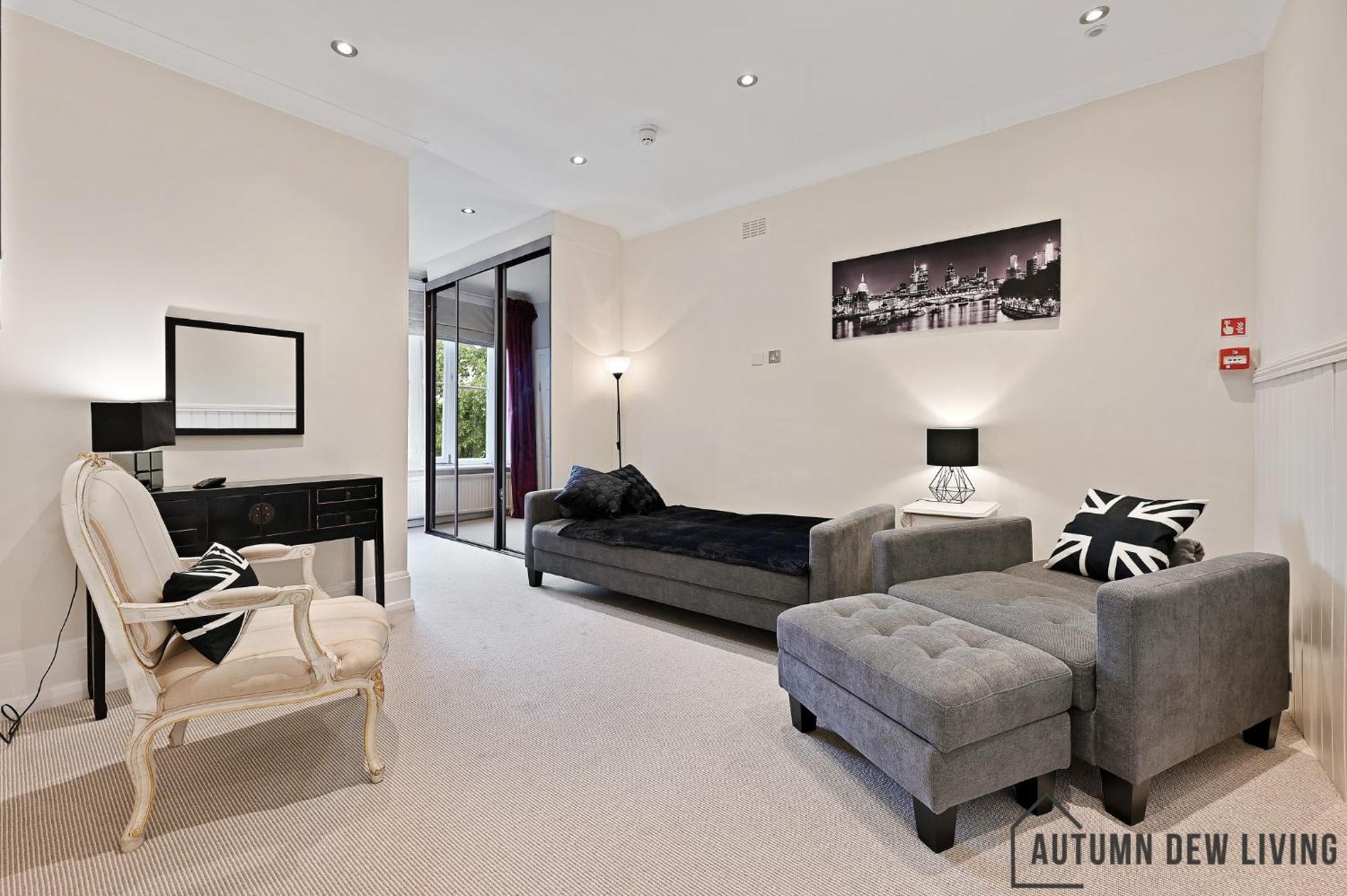 Beautiful 2 King Size Beds 2 Bath- Sleeps 5 In Earls Court Apartment London Bagian luar foto
